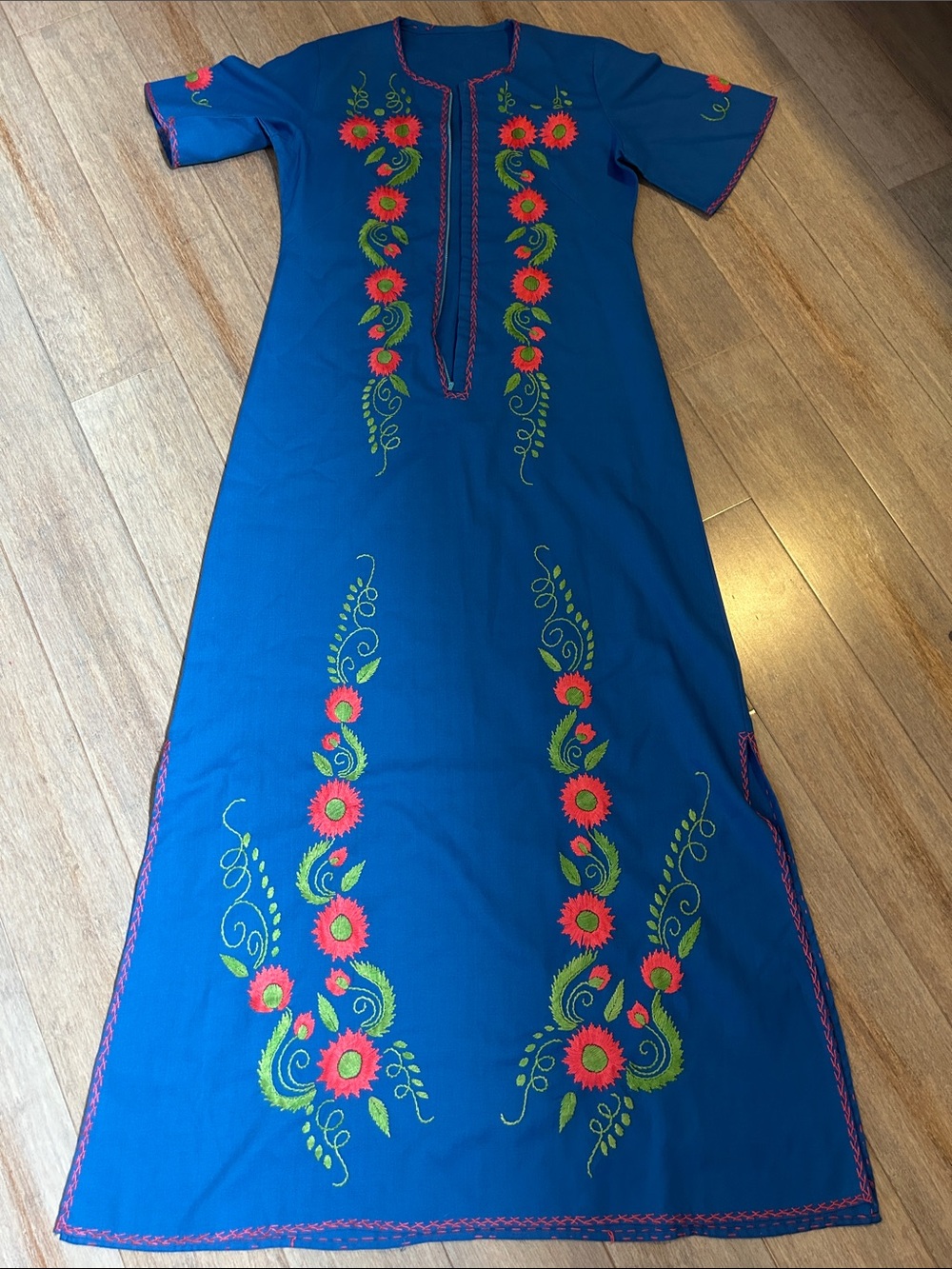 Vintage embroidered hostess dress/swim cover Blue Embroidered Floral Maxi Dress